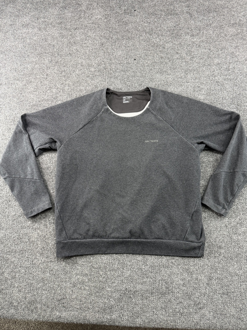 Arc'teryx Sweatshirt Womens Large Gray Momenta Centre Pullover Raglan Logo